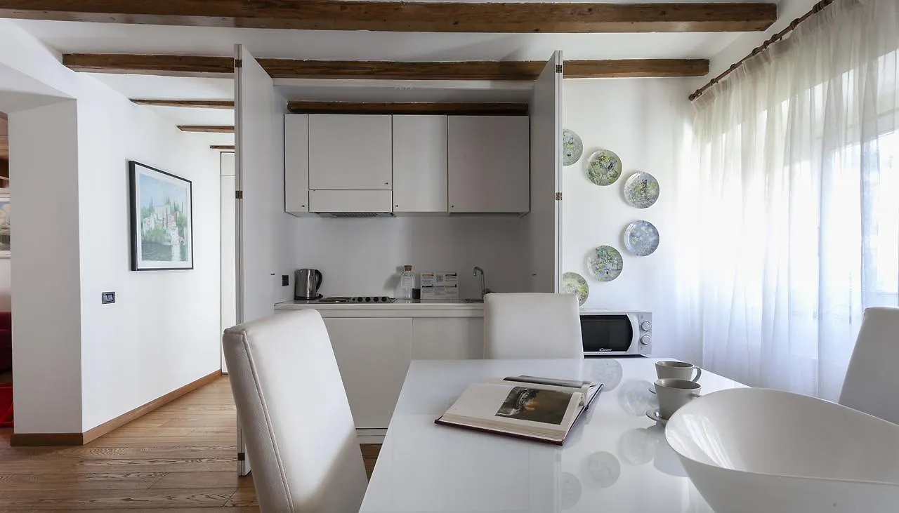 Italianway-Corso Monforte Milan