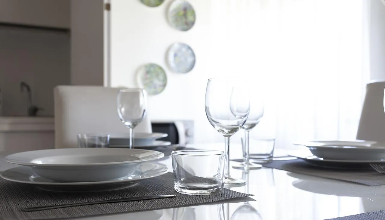 Apartment Italianway-Corso Monforte Milan Italy