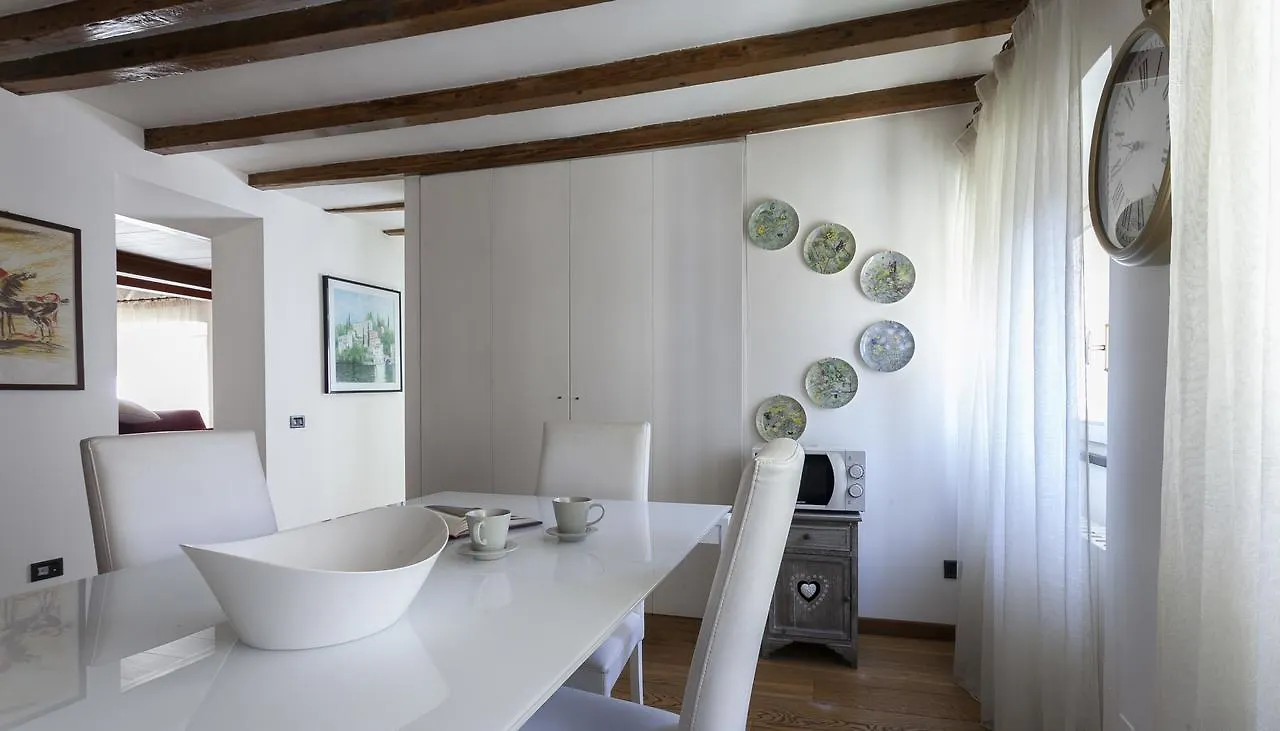 Italianway-Corso Monforte Milan 0*,  Italy